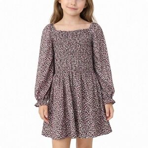 Girls Floral Dress w/ Long Sleeves and Square Neckline. NWOT. Size 7 Years